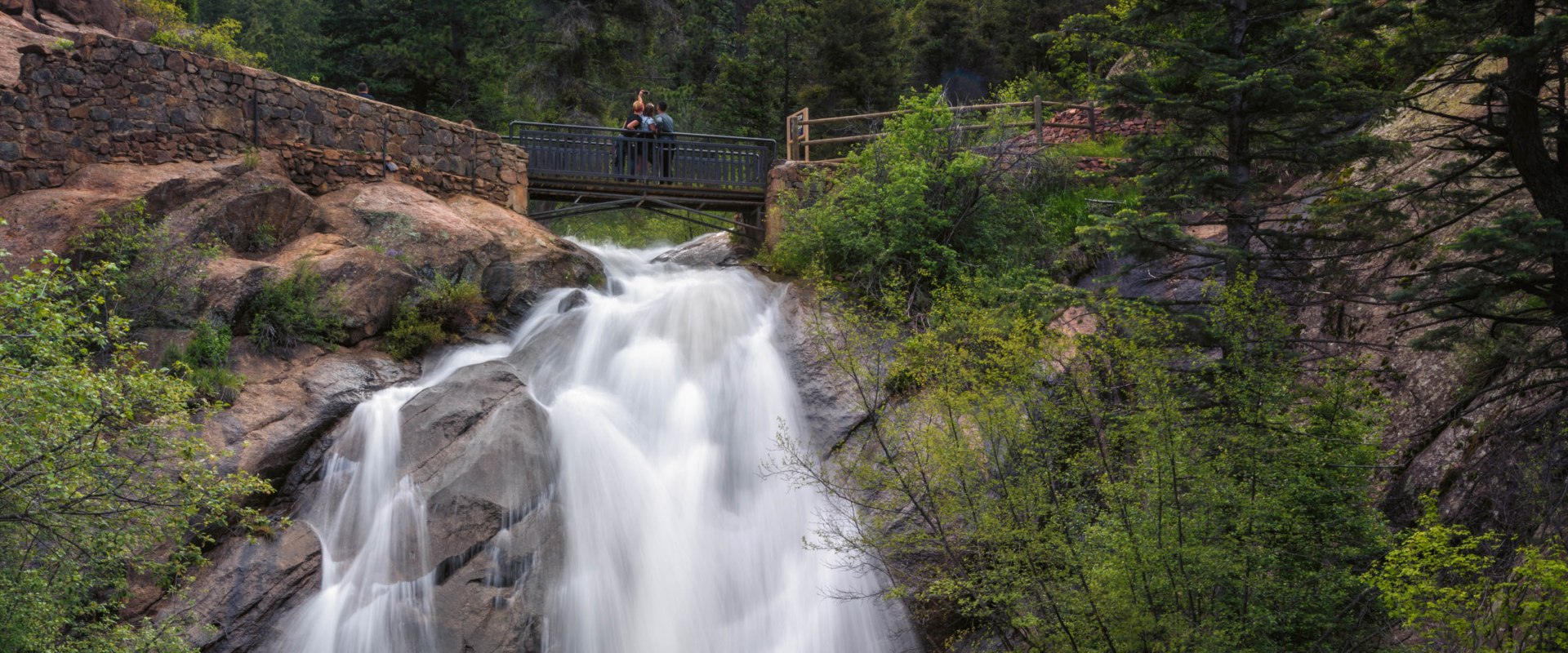 Exploring the Outdoors in Colorado Springs: Hiking Trails and Parks